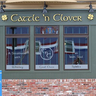 Cattle 'n Clover - Wildwood |  | Logo