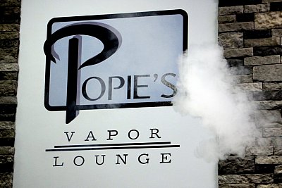 Popie's Vapor Lounge - Marlton | Retail | Logo