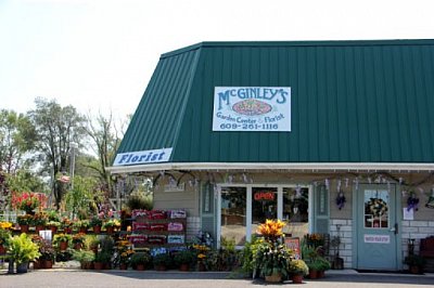 McGinley's Garden Center - Lumberton | Retail | Logo