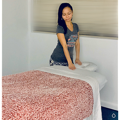 Helping Hands by Elsy - Miami | Beauty & Spas | Logo