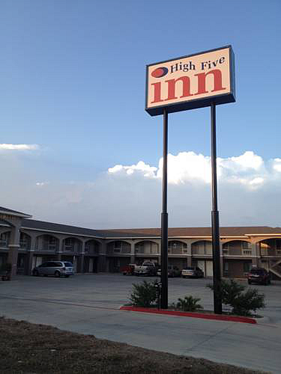 High Five Inn - Killeen | Hotels & Travel | Logo