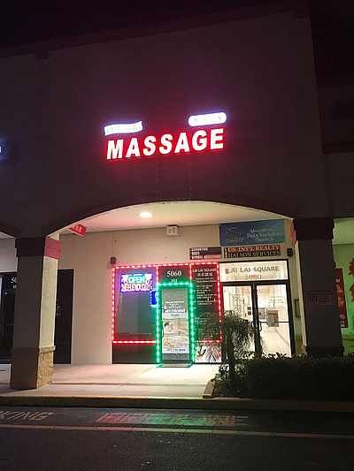 Lee Massage Spa - Orlando | Beauty & Spas | Logo