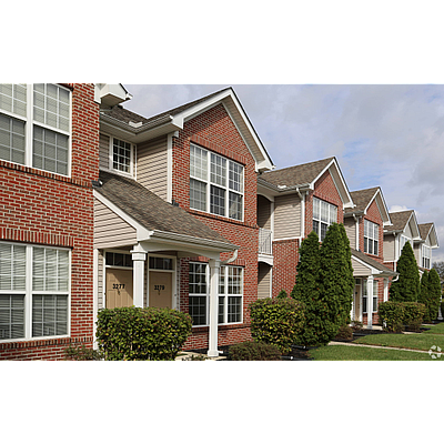 The Heights at Knollwood Crossing - Hamilton | Apartments & Rentals | Logo